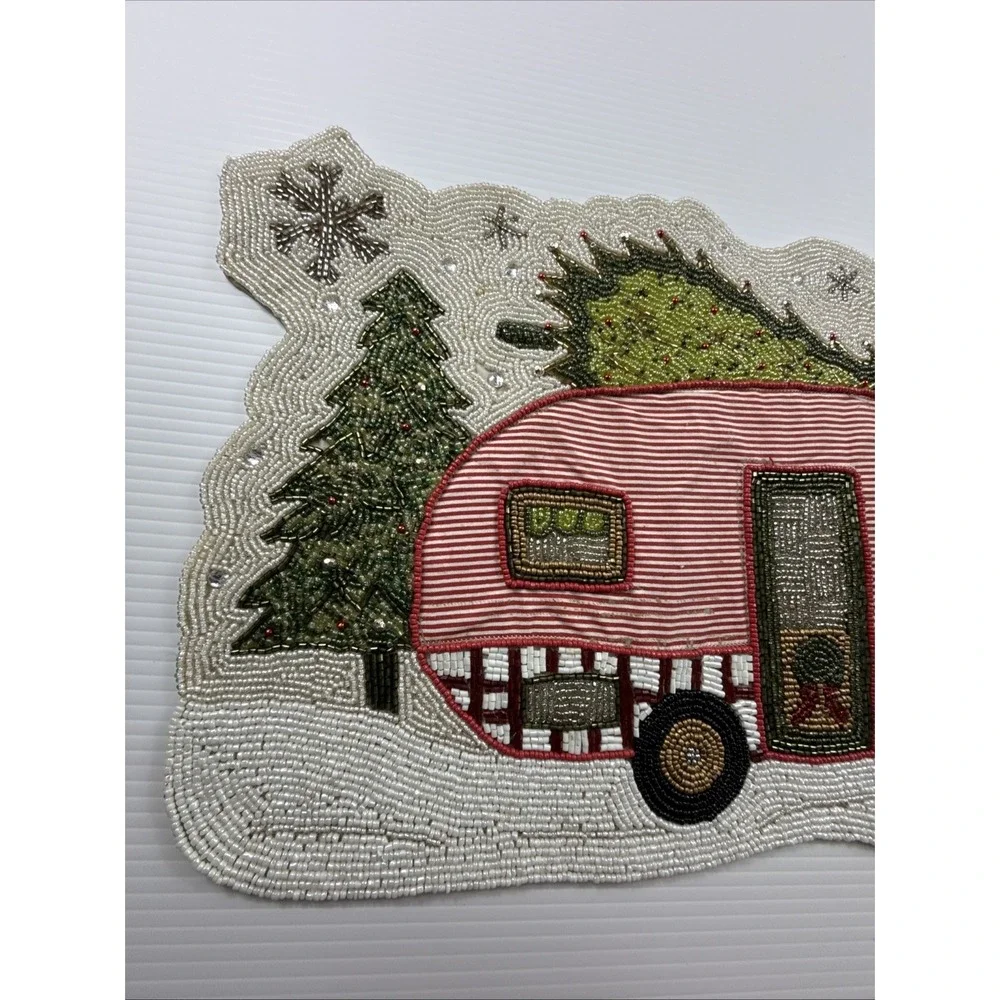 CHRISTMAS BEADED TABLE‎ RUNNER RED TRUCK GREEN TREES 36